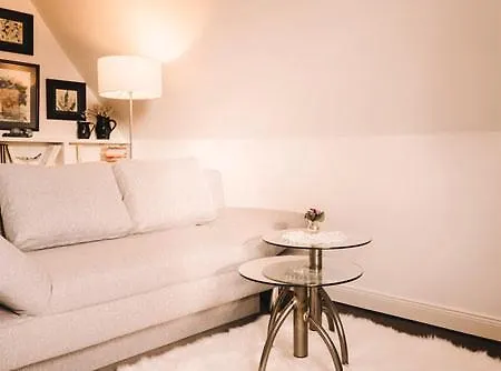 Am Berg Apartment *