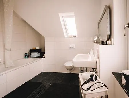 Am Berg レンゲリッヒ